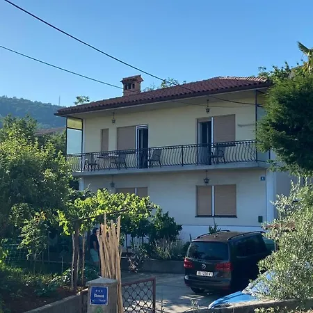 Apartmani Zdenka Pobri-2