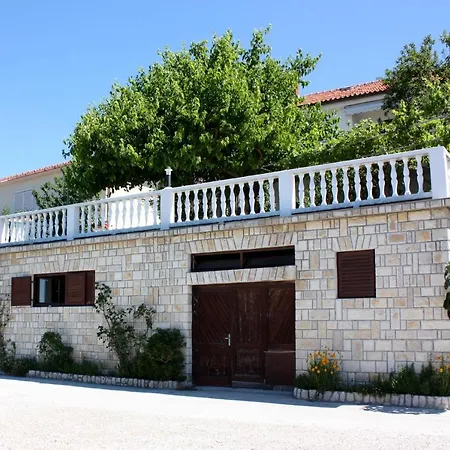 Apartments By The Sea Barbat, Rab - 4975-2