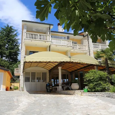 Apartments And Rooms With Parking Space Lovran, Opatija - 2332-3
