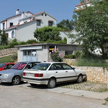 Apartment Njivice 5427B-3
