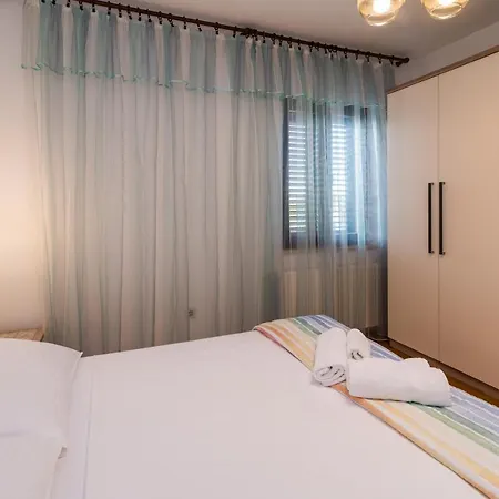 Apartman Ana-3