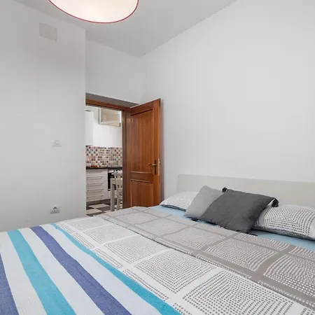 Apartment Thor-2