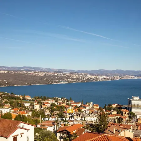 Schindler Luxury Penthouse - Sea View Terrace, Pool & Private Parking-2