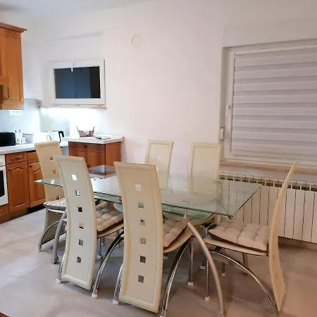 Apartman Crown Rd-2