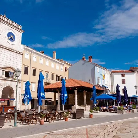 Room In Cres With Sea View, Balcony, Air Conditioning, Wifi 4249-4-2