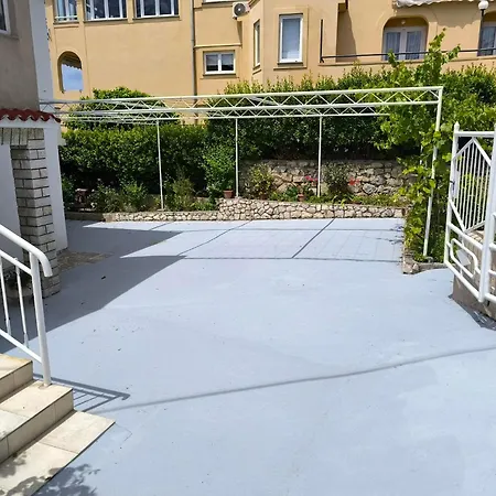 Panoramic View Studio-3