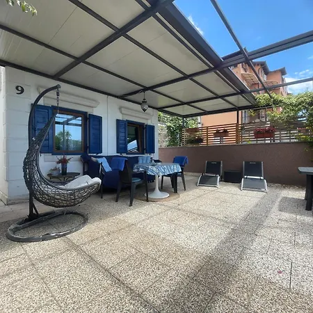 Apartments Villa Dinka-3