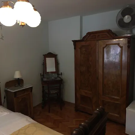 Guesthouse Kuca Na Sterne-3