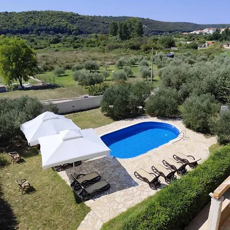 Apartman Arba 2 With Heated Pool-2