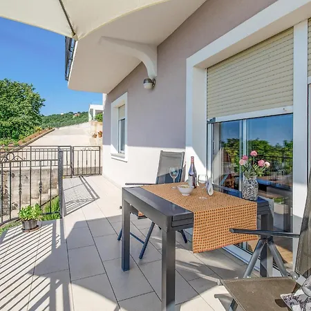 Awesome Apartment In Bregi With House Sea View-3