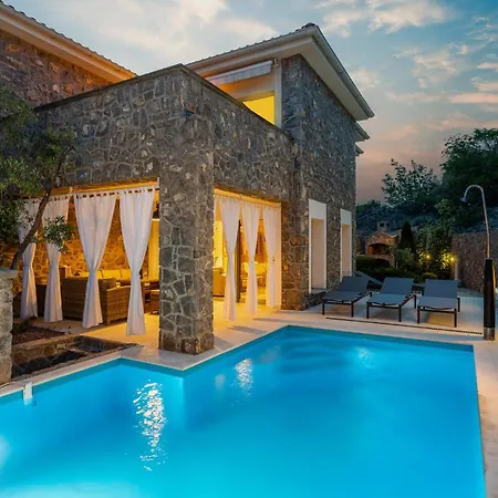 Luxurious Home In Krk-2