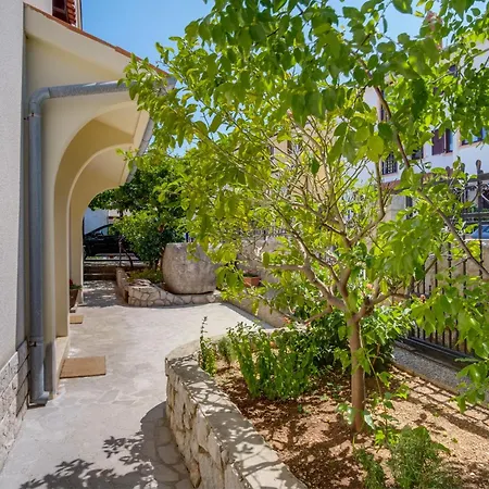 Apartments Anci-3