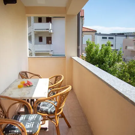 Apartments Mirakul-2