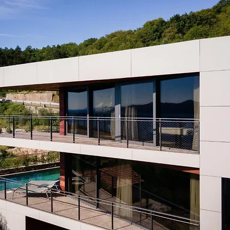 Sensational Istria Villa Villa Scenice Platinium 5 Bedrooms Sea Views-2