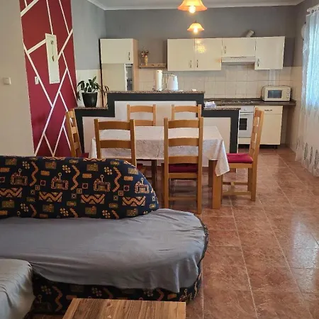 Apartments Sara-2