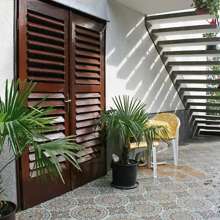 Apartments With Parking Space Selce, Crikvenica - 5531-3
