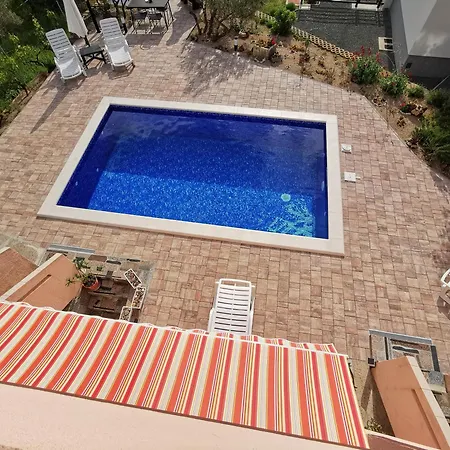 Apartments With A Swimming Pool Punat, Krk - 5378-2