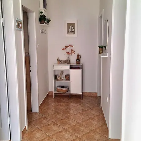 Apartment Banjol 137-3