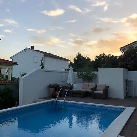 Villa Rosana-2