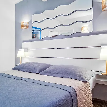 Apartments Tomasic-2