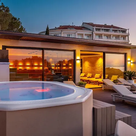 Spa&Wellness Hotel Pinia-3