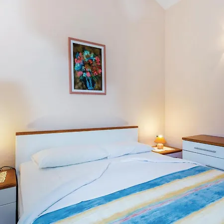 Awesome Apartment In Moscenicka Draga-2