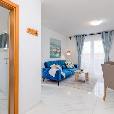 Apartments Mare-3