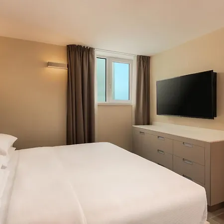 Hilton Rijeka Costabella Beach Resort And Spa-3
