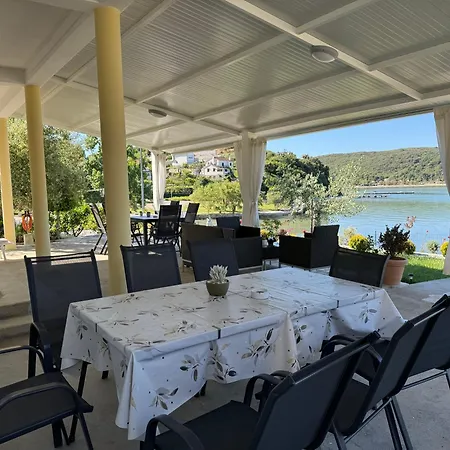 Apartmani I Sobe Jusic-3