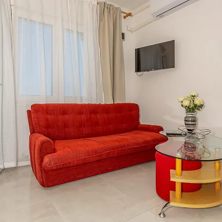 Family Apartments Vesna- 100 M Beach -Center Crikvenica-2