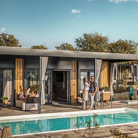 Aminess Style Camping Atea Glamping & Holiday Homes-3