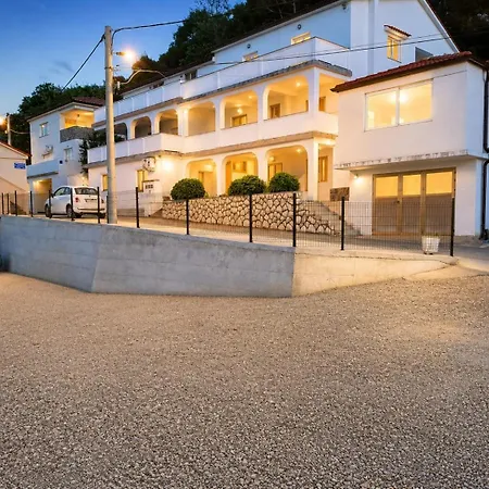 Apartments Marina-2