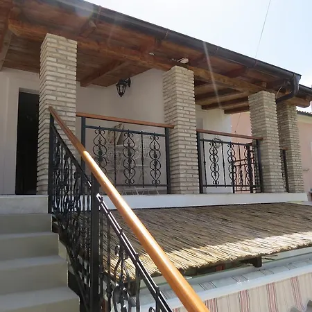 Apartments Authentic Baska 1-3