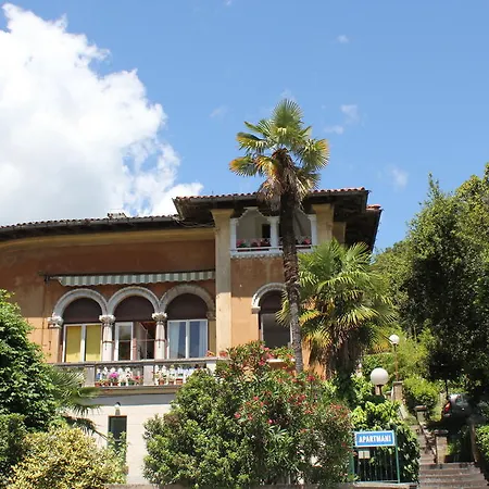 Apartments Ines Komel-2