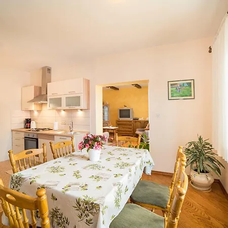 Apartment Anica-3