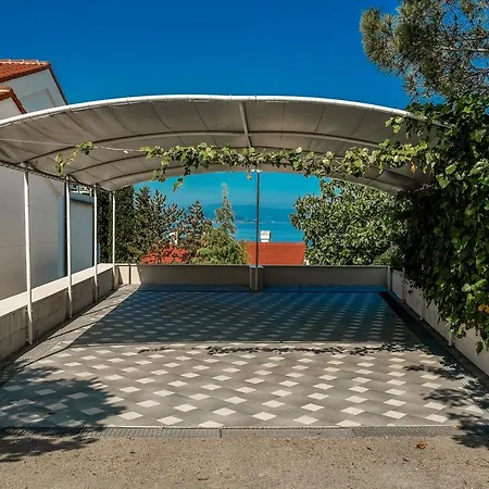 Apartmani Alice-2