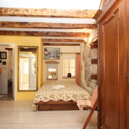 Authentic Baska Kruzna-3