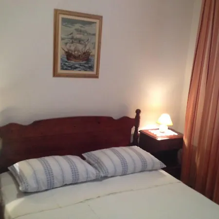 Guesthouse Mimas-2