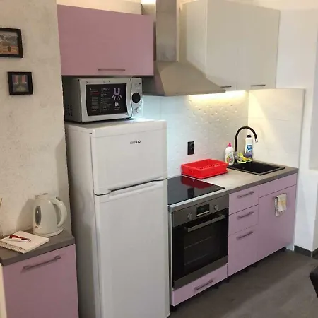 Apartment Max 4 Stars-3