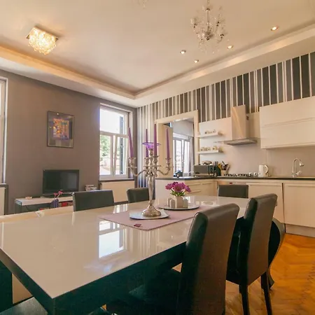 Apartment Luni-2