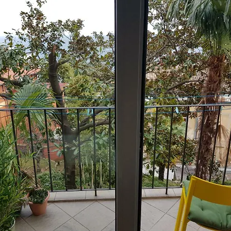 Sunny Apartment 150 M From The Sea-3