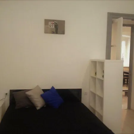 Studio Apartment Diana-3