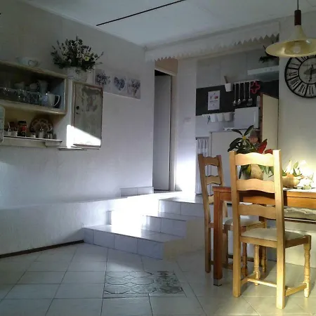 Studio Apartments Fancy-2