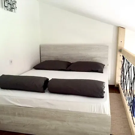 Apartment Olive Groove-3