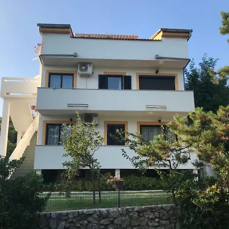 Apartments Lena-2
