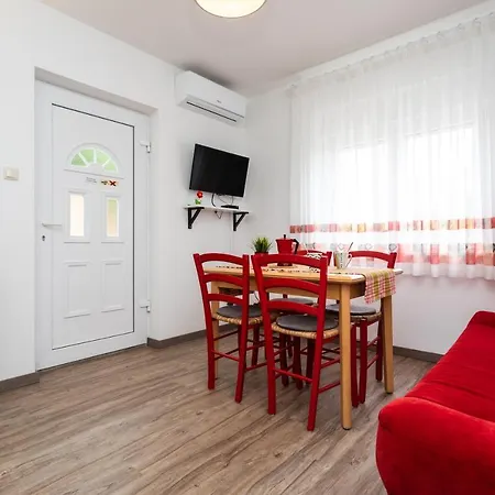 Apartments Ana Baska-2