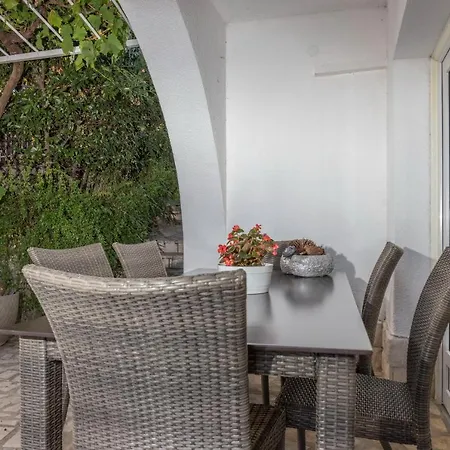 Apartmani Margit-2