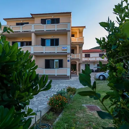 Apartment Tariba-2