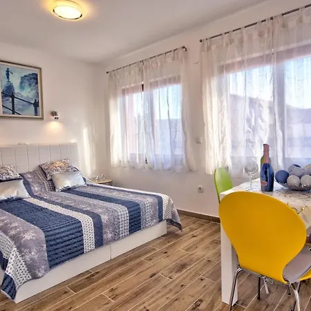 Studio Apartment Margarita-2