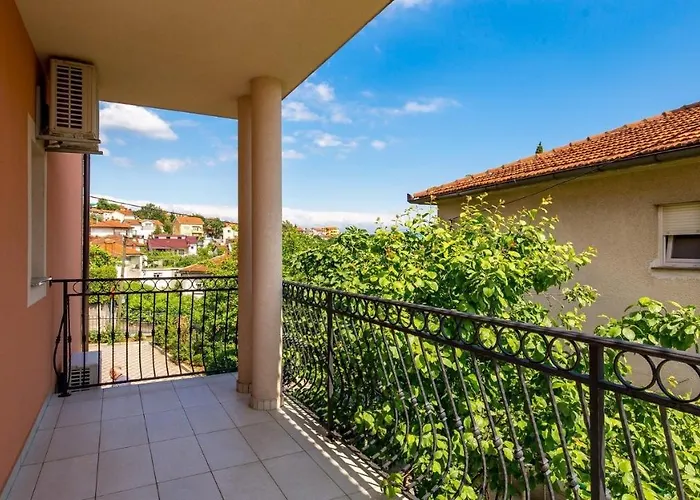 Rona Apartments Smokva Rijeka